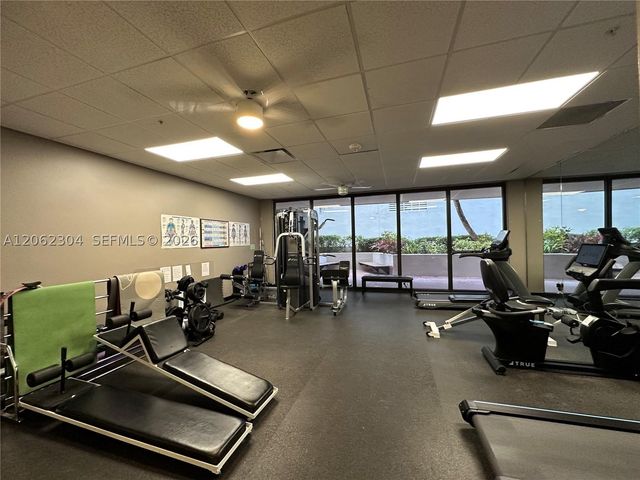 1623 Collins Ave 215, Miami Beach, FL 33139