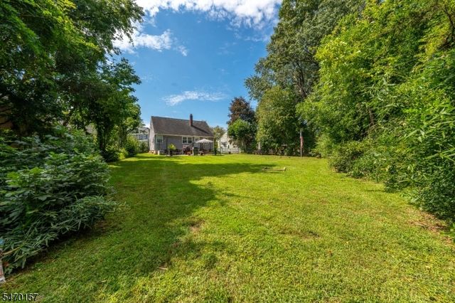 1161 Greslin Ter, Rahway City, NJ 07065