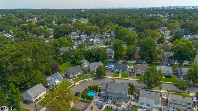 1161 Greslin Ter, Rahway City, NJ 07065