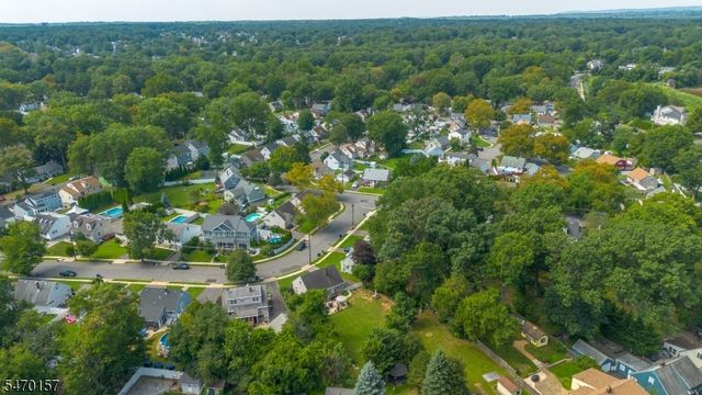 1161 Greslin Ter, Rahway City, NJ 07065