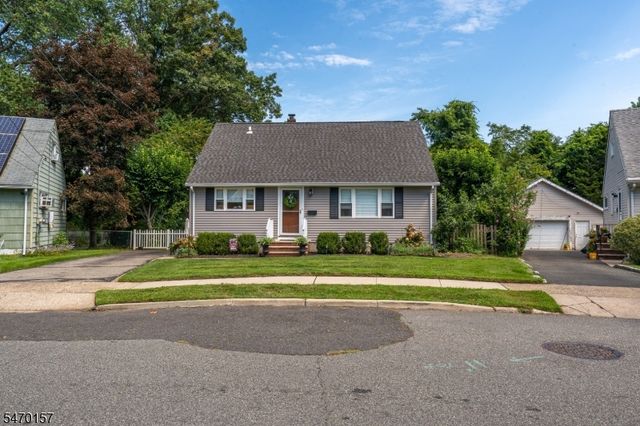 1161 Greslin Ter, Rahway City, NJ 07065