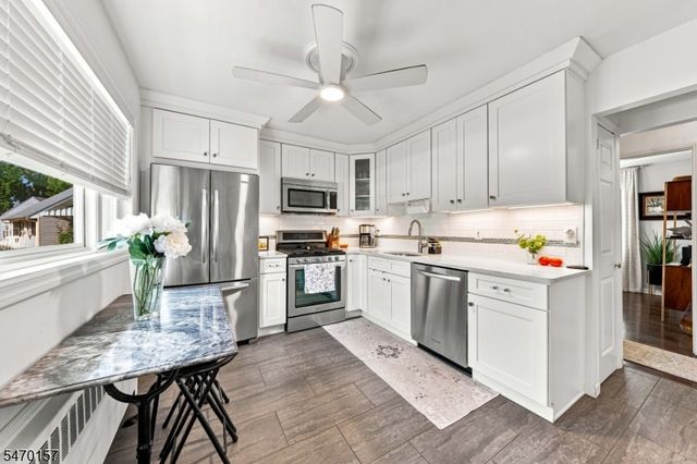 1161 Greslin Ter, Rahway City, NJ 07065