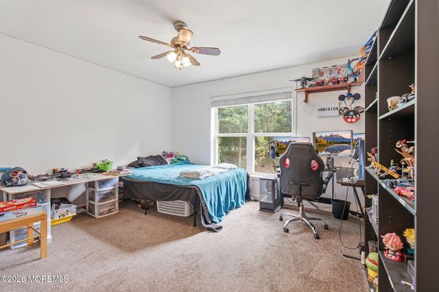 46 Cape May Avenue, Dorothy, NJ 08317