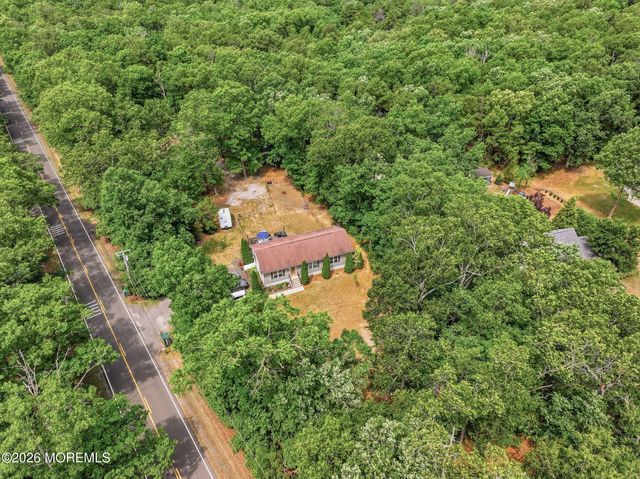 46 Cape May Avenue, Dorothy, NJ 08317