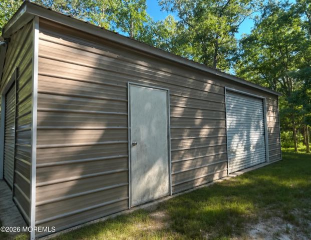 46 Cape May Avenue, Dorothy, NJ 08317