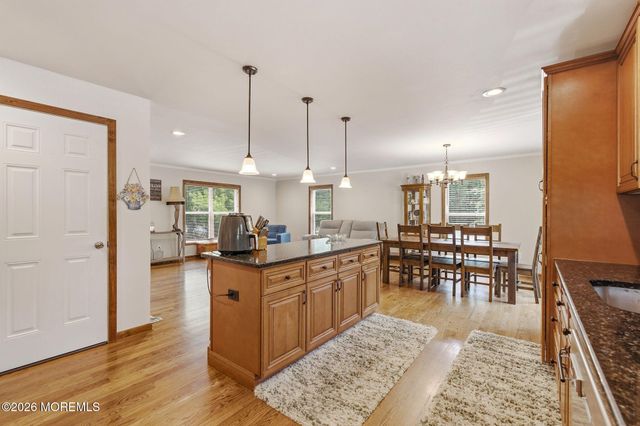46 Cape May Avenue, Dorothy, NJ 08317