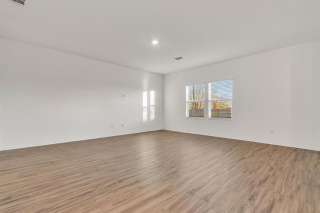 385 Soapstone PASS, Maxwell, TX 78656