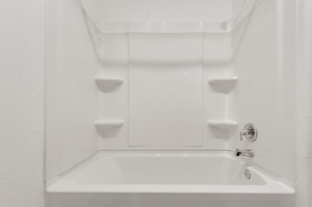 385 Soapstone PASS, Maxwell, TX 78656