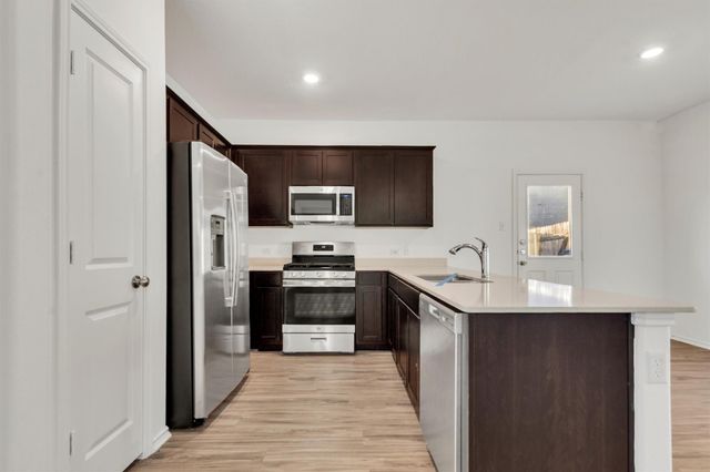 385 Soapstone PASS, Maxwell, TX 78656