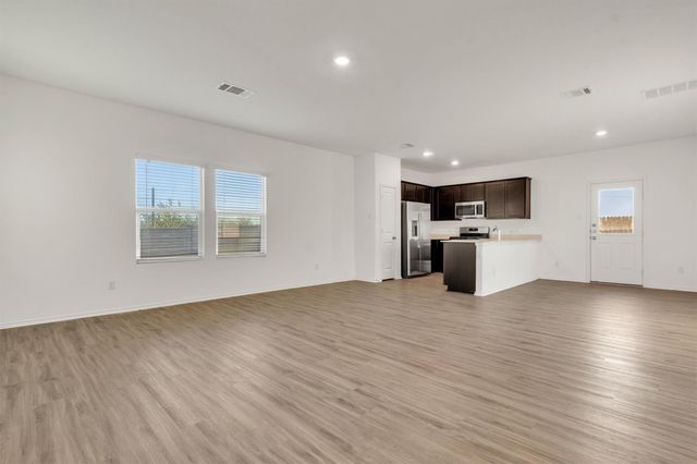 385 Soapstone PASS, Maxwell, TX 78656