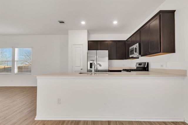 385 Soapstone PASS, Maxwell, TX 78656