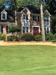 5260 Overbend Trail, Suwanee, GA 30024