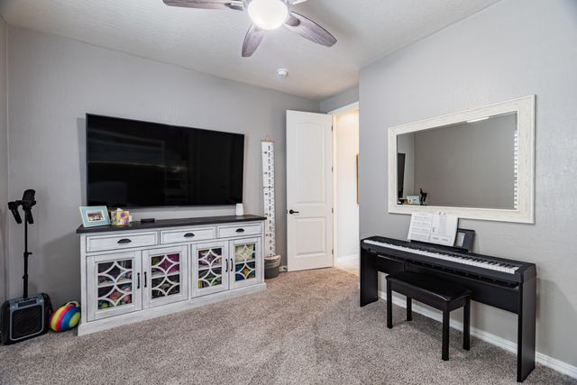 8912 Desert Rain Road NW, Albuquerque, NM 87120