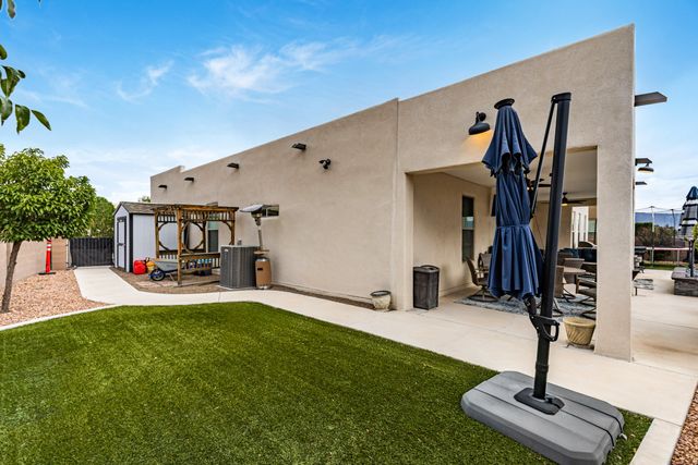 8912 Desert Rain Road NW, Albuquerque, NM 87120