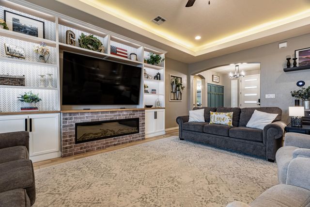 8912 Desert Rain Road NW, Albuquerque, NM 87120