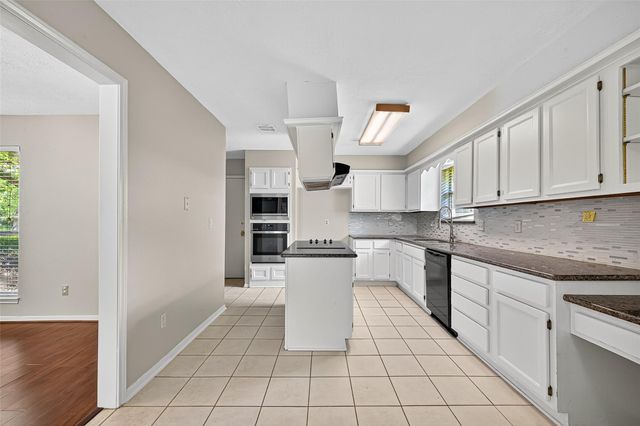 3018 Arrowhead Drive, Sugar Land, TX 77479