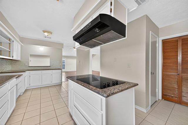 3018 Arrowhead Drive, Sugar Land, TX 77479