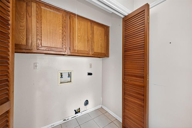 3018 Arrowhead Drive, Sugar Land, TX 77479