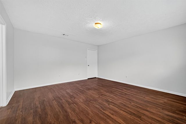 3018 Arrowhead Drive, Sugar Land, TX 77479