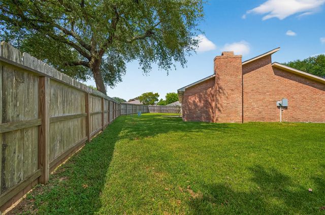 3018 Arrowhead Drive, Sugar Land, TX 77479