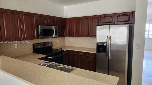 8450 SW 150th Ave 3, Miami, FL 33193