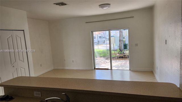 8450 SW 150th Ave 3, Miami, FL 33193