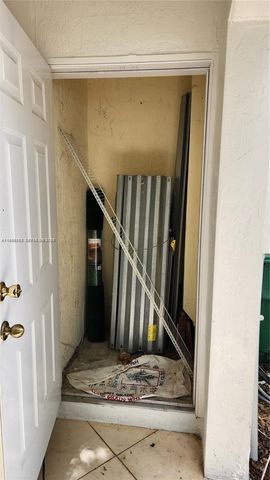 8450 SW 150th Ave 3, Miami, FL 33193