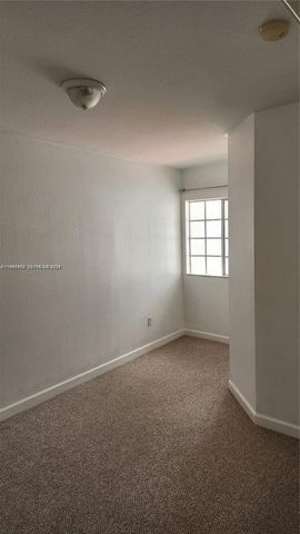 8450 SW 150th Ave 3, Miami, FL 33193