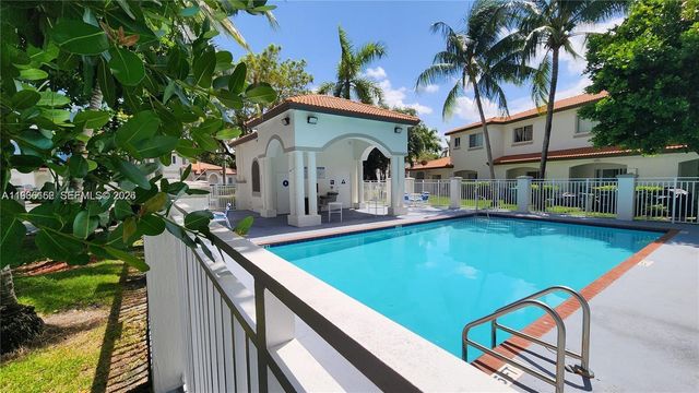 8450 SW 150th Ave 3, Miami, FL 33193