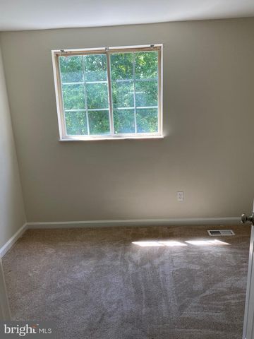 8122 PARKDALE CT, Springfield, VA 22153
