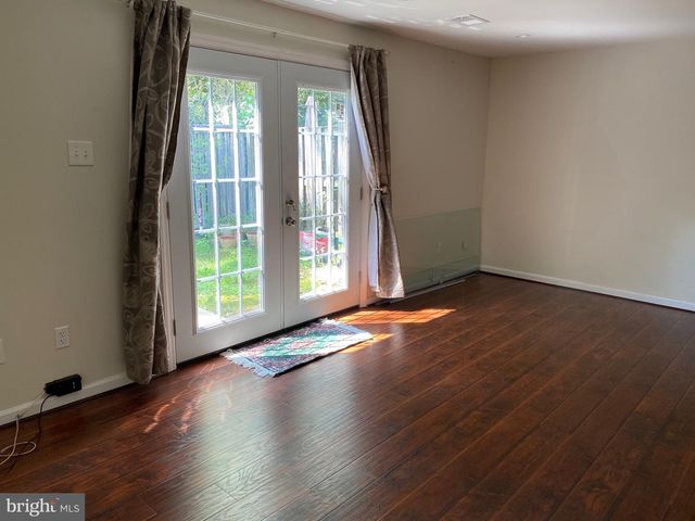 8122 PARKDALE CT, Springfield, VA 22153