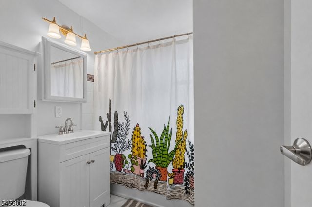 725 Joralemon St 110, Belleville Twp., NJ 07109