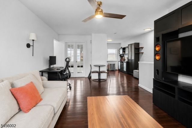 725 Joralemon St 110, Belleville Twp., NJ 07109