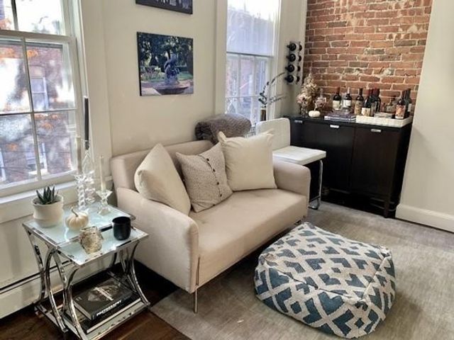 40 Lawrence St 3, Boston, MA 02116