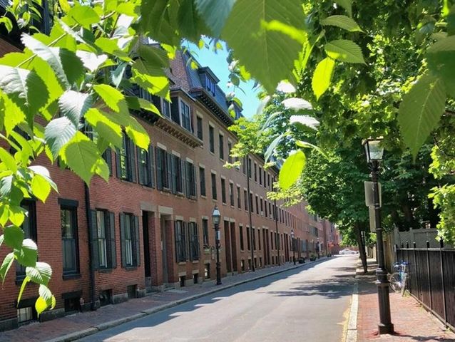 40 Lawrence St 3, Boston, MA 02116