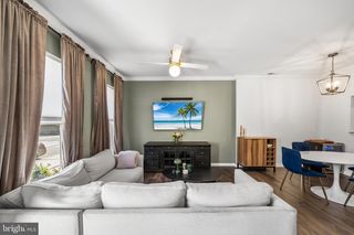 768 S 13TH ST, Philadelphia, PA 19147