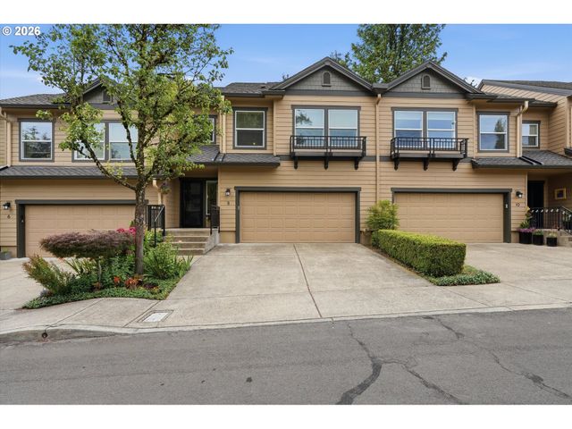 8 Summit Ridge Ct, Lake Oswego, OR 97035