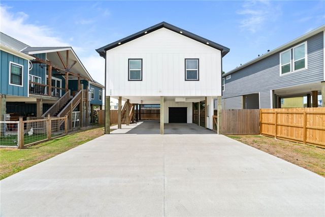 209 Las Palmas Dr, Corpus Christi, TX 78418