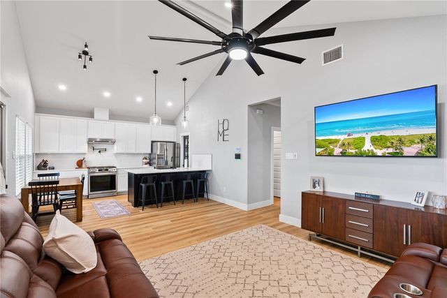 209 Las Palmas Dr, Corpus Christi, TX 78418