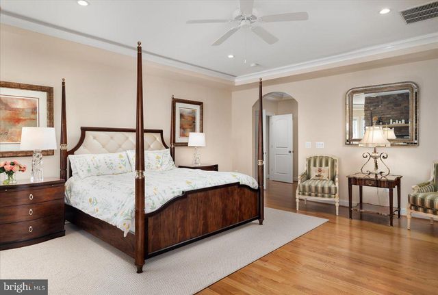 278 LITTLE MOUNTAIN LN, Edinburg, VA 22824