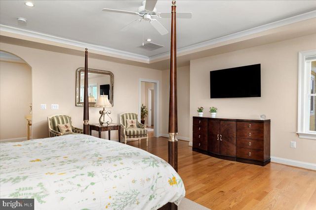 278 LITTLE MOUNTAIN LN, Edinburg, VA 22824