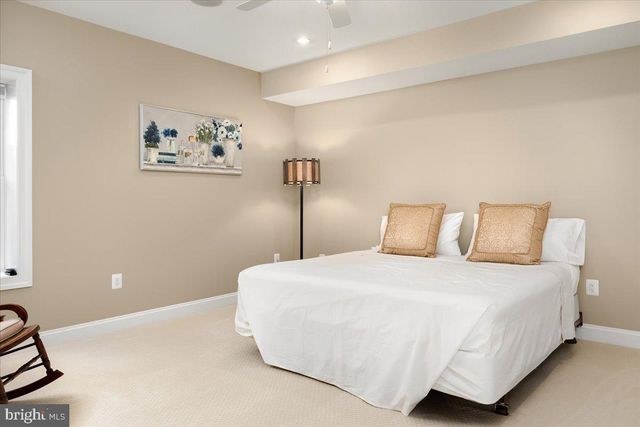 278 LITTLE MOUNTAIN LN, Edinburg, VA 22824