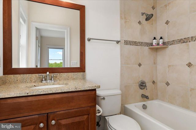 278 LITTLE MOUNTAIN LN, Edinburg, VA 22824