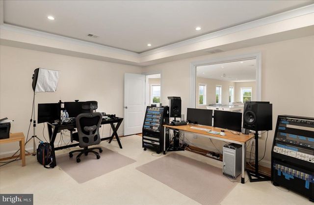 278 LITTLE MOUNTAIN LN, Edinburg, VA 22824