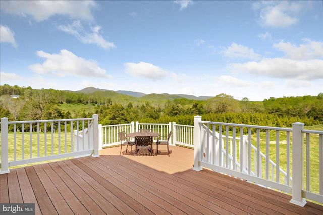 278 LITTLE MOUNTAIN LN, Edinburg, VA 22824