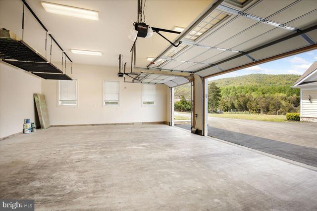 278 LITTLE MOUNTAIN LN, Edinburg, VA 22824