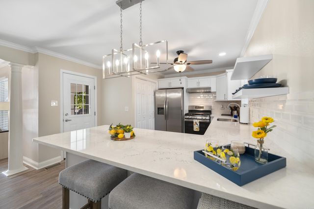 108 Bridgeview Circle, Hot Springs, AR 71913