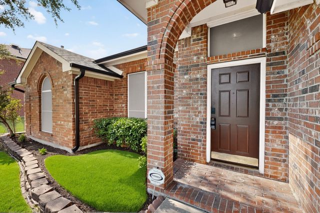 2919 Beau Drive, Mesquite, TX 75181