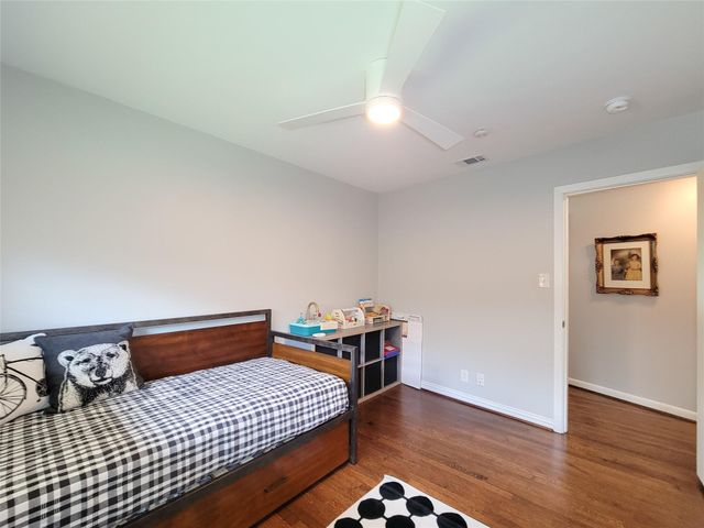 6550 Cindy Lane, Houston, TX 77008