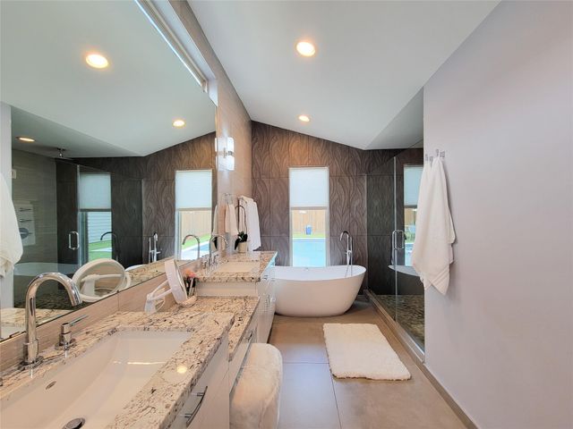 6550 Cindy Lane, Houston, TX 77008